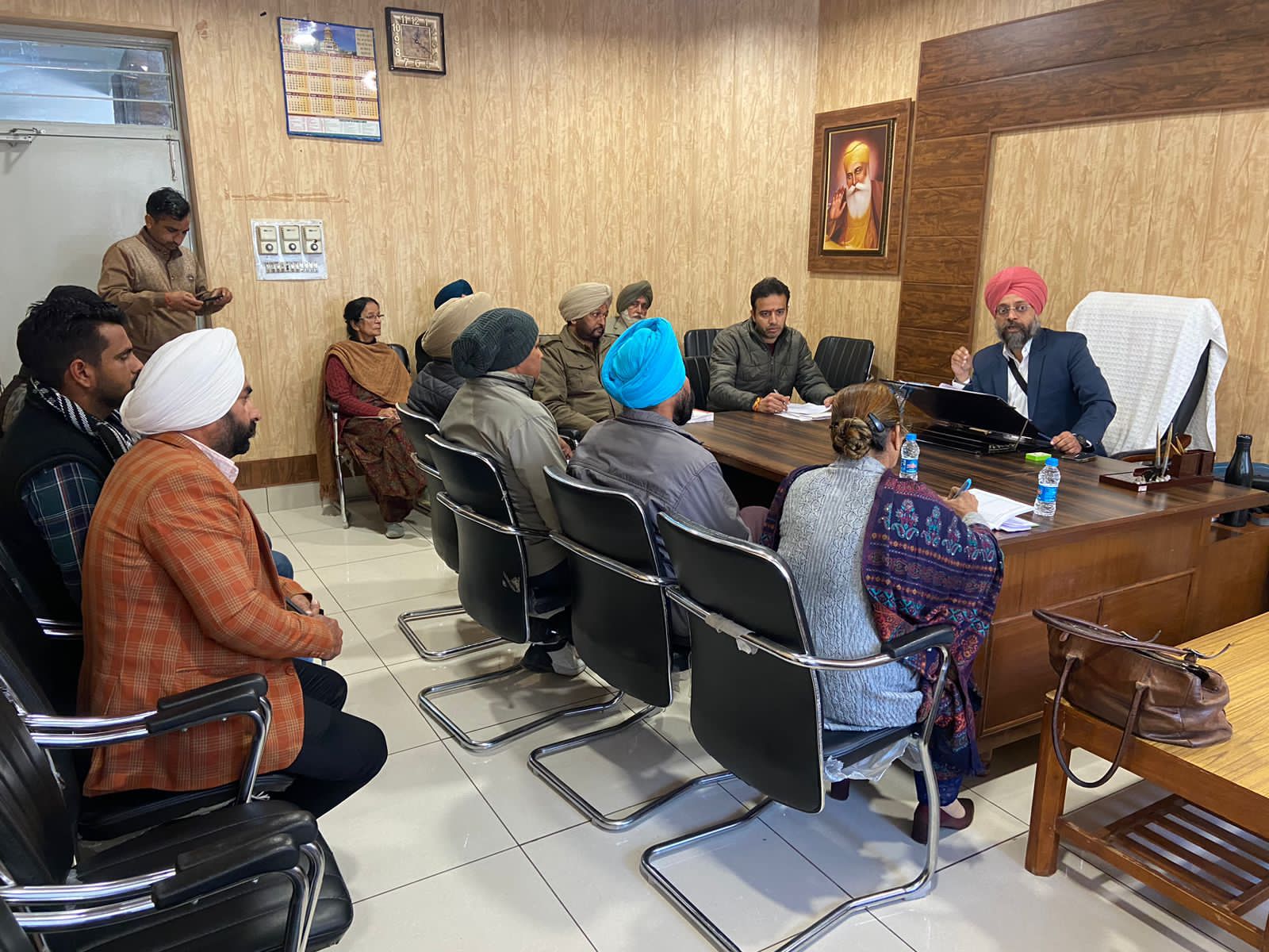 SDM of Dudhanasadhan meeting with school principals about "Safe School Vehicle Policy".